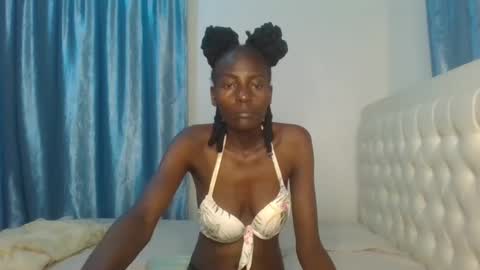 Snapshot of analeia_ chatting on 12, 2, 2025 Analeia online show from 12, 2, 2025