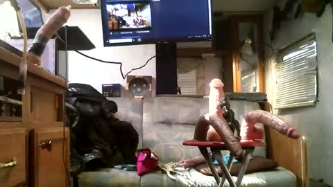 Snapshot of analelasticity chatting on 2, 6, 2026 AnalElasticity online show from 2, 6, 2026