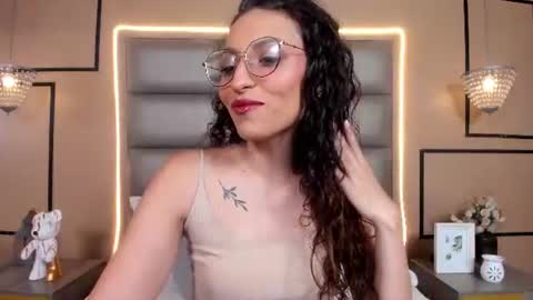 Snapshot of anamariam1 chatting on 14, 7, 2026 Ana Maria online show from 14, 7, 2026