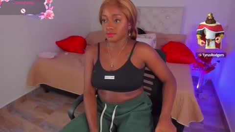 Snapshot of ananya_kay01 chatting on 5, 2, 2025 A N A my connection hours are from 600 pm to 12 pm Colombian time online show from 5, 2, 2025