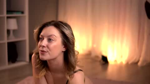 AnastasiaMills online show from 27, 2, 2026