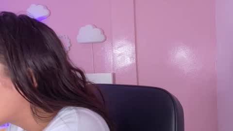 Snapshot of anavicc__ chatting on 16, 10, 2025 Kendra online show from 16, 10, 2025