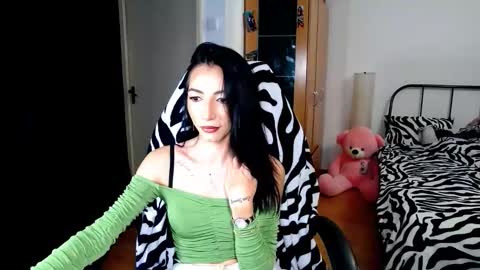 Snapshot of anaxsin chatting on 13, 11, 2025 sweetSin online show from 13, 11, 2025