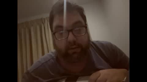 tik toker hot or boring online show from 21, 12, 2024