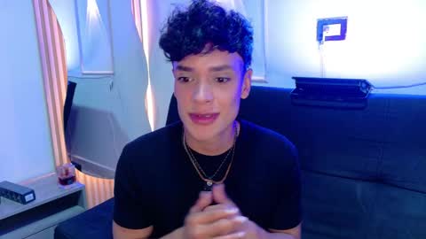 Snapshot of ander_ashford77 chatting on 23, 5, 2026 Ander online show from 23, 5, 2026