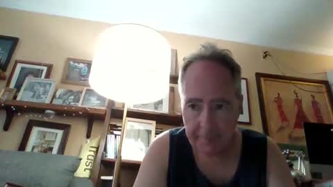 Snapshot of andre6045 chatting on 23, 9, 2025 andre6045 online show from 23, 9, 2025