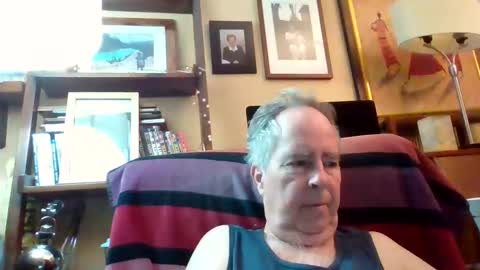 Snapshot of andre6045 chatting on 16, 11, 2025 andre6045 online show from 16, 11, 2025