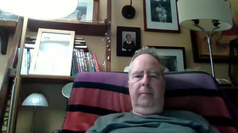 Snapshot of andre6045 chatting on 18, 4, 2026 andre6045 online show from 18, 4, 2026