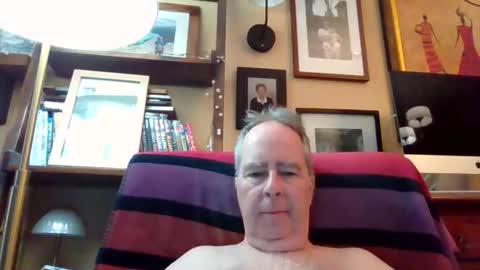 Snapshot of andre6045 chatting on 2, 5, 2026 andre6045 online show from 2, 5, 2026