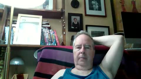 Snapshot of andre6045 chatting on 17, 5, 2026 andre6045 online show from 17, 5, 2026