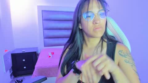 andrea_brunette_ online show from 12, 11, 2025