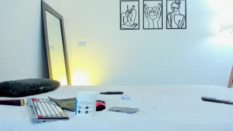 Andrea Cherry online show from 16, 3, 2026