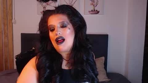 Snapshot of andrea_secret_ chatting on 25, 10, 2025 ANDREA online show from 25, 10, 2025