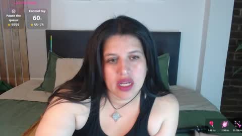 Snapshot of andrea_secret_ chatting on 5, 12, 2025 ANDREA online show from 5, 12, 2025