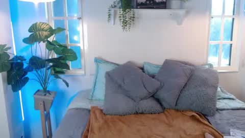 Snapshot of andrea_secret_ chatting on 10, 7, 2026 ANDREA online show from 10, 7, 2026