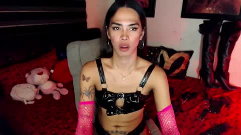 Snapshot of andreaforbedtime chatting on 2, 1, 2025 Andrea And Chloe Asians Girls online show from 2, 1, 2025