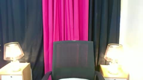 Snapshot of andreaforbedtime chatting on 1, 2, 2025 Andrea And Chloe Asians Girls online show from 1, 2, 2025