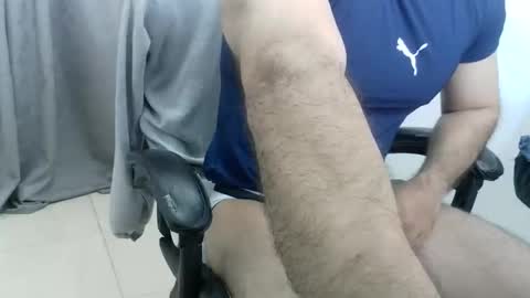 Snapshot of andres180950734 chatting on 20, 4, 2026 andres180950734 online show from 20, 4, 2026