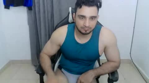Snapshot of andres180950734 chatting on 9, 5, 2026 andres180950734 online show from 9, 5, 2026