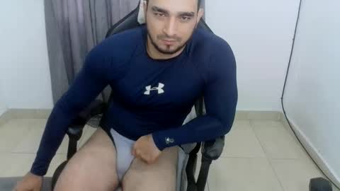 Snapshot of andres180950734 chatting on 9, 5, 2026 andres180950734 online show from 9, 5, 2026