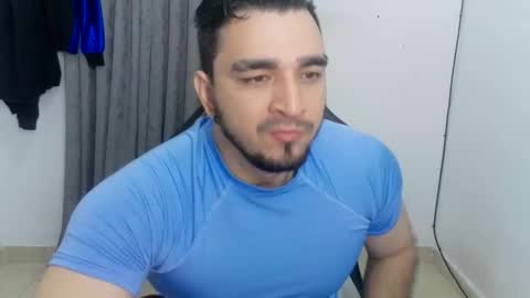 Snapshot of andres180950734 chatting on 11, 5, 2026 andres180950734 online show from 11, 5, 2026