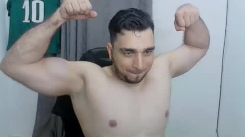Snapshot of andres180950734 chatting on 20, 5, 2026 andres180950734 online show from 20, 5, 2026