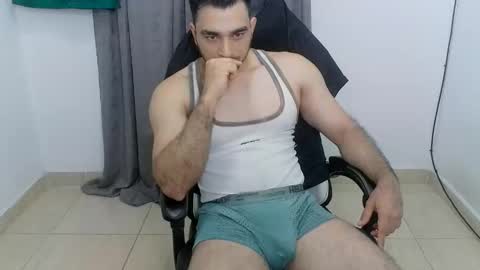 Snapshot of andres180950734 chatting on 25, 5, 2026 andres180950734 online show from 25, 5, 2026