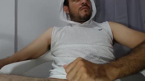 i am Andres online show from 28, 10, 2025