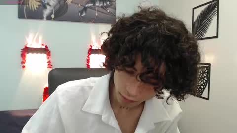 Snapshot of andres_ocasio chatting on 3, 3, 2025 andres_ocasio online show from 3, 3, 2025