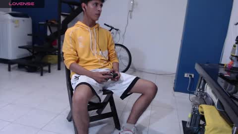 Snapshot of andressdean chatting on 10, 12, 2024 Andres Dean online show from 10, 12, 2024