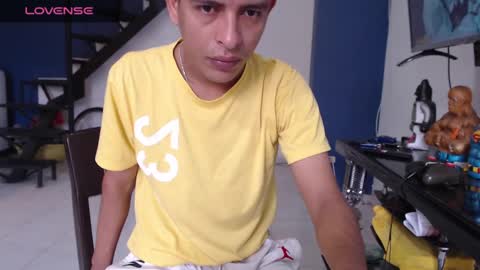 Snapshot of andressdean chatting on 19, 1, 2025 Andres Dean online show from 19, 1, 2025