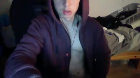 Snapshot of andresse_lat chatting on 3, 3, 2026 andresse_lat online show from 3, 3, 2026