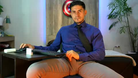 Andrew online show from 6, 6, 2026