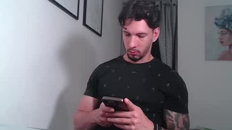Snapshot of andrew_mathe chatting on 1, 2, 2026 Andrew Mathwes online show from 1, 2, 2026