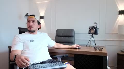 Andrew online show from 22, 4, 2026