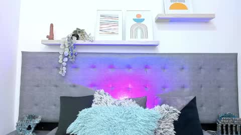 andrew restrepo online show from 21, 4, 2026