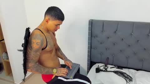 andrew online show from 31, 10, 2025