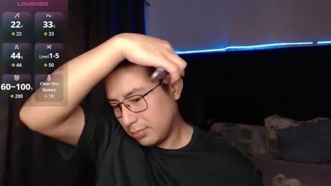 andrewmhilton_ online show from 15, 12, 2025