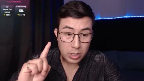 andrewmhilton_ online show from 5, 3, 2026