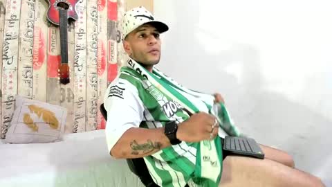 Snapshot of andrey_u92 chatting on 12, 12, 2024 online show from 12, 12, 2024