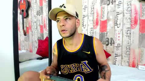 Snapshot of andrey_u92 chatting on 17, 12, 2024 online show from 17, 12, 2024