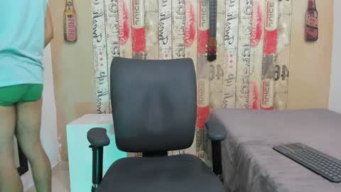 Snapshot of andrey_u92 chatting on 7, 2, 2025 online show from 7, 2, 2025