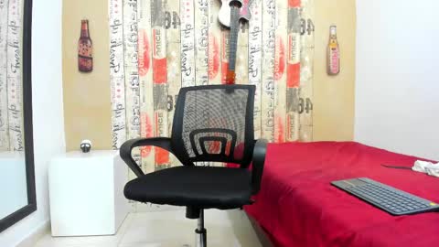 Snapshot of andrey_u92 chatting on 23, 2, 2025 online show from 23, 2, 2025