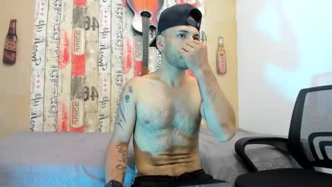 Snapshot of andrey_u92 chatting on 4, 3, 2025 online show from 4, 3, 2025