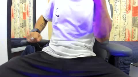 Snapshot of andrey_u92 chatting on 8, 3, 2025 online show from 8, 3, 2025