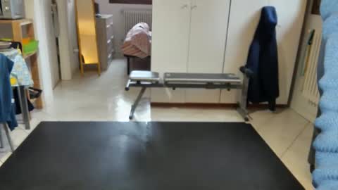 androx77 online show from 13, 4, 2026