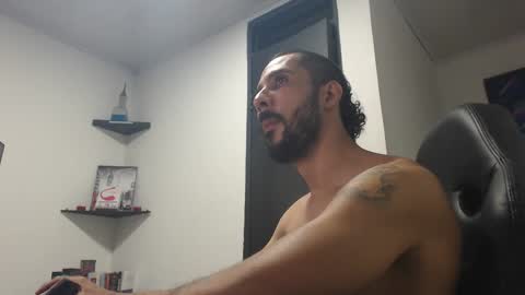 Snapshot of andruwang chatting on 10, 1, 2025 Andru online show from 10, 1, 2025
