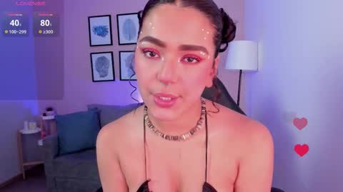 Snapshot of andrux__ chatting on 11, 11, 2025 Andrux online show from 11, 11, 2025