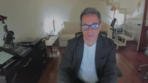 Snapshot of andy0pandi chatting on 6, 6, 2026 Andrew online show from 6, 6, 2026