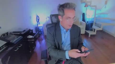 Snapshot of andy0pandi chatting on 20, 6, 2026 Andrew online show from 20, 6, 2026